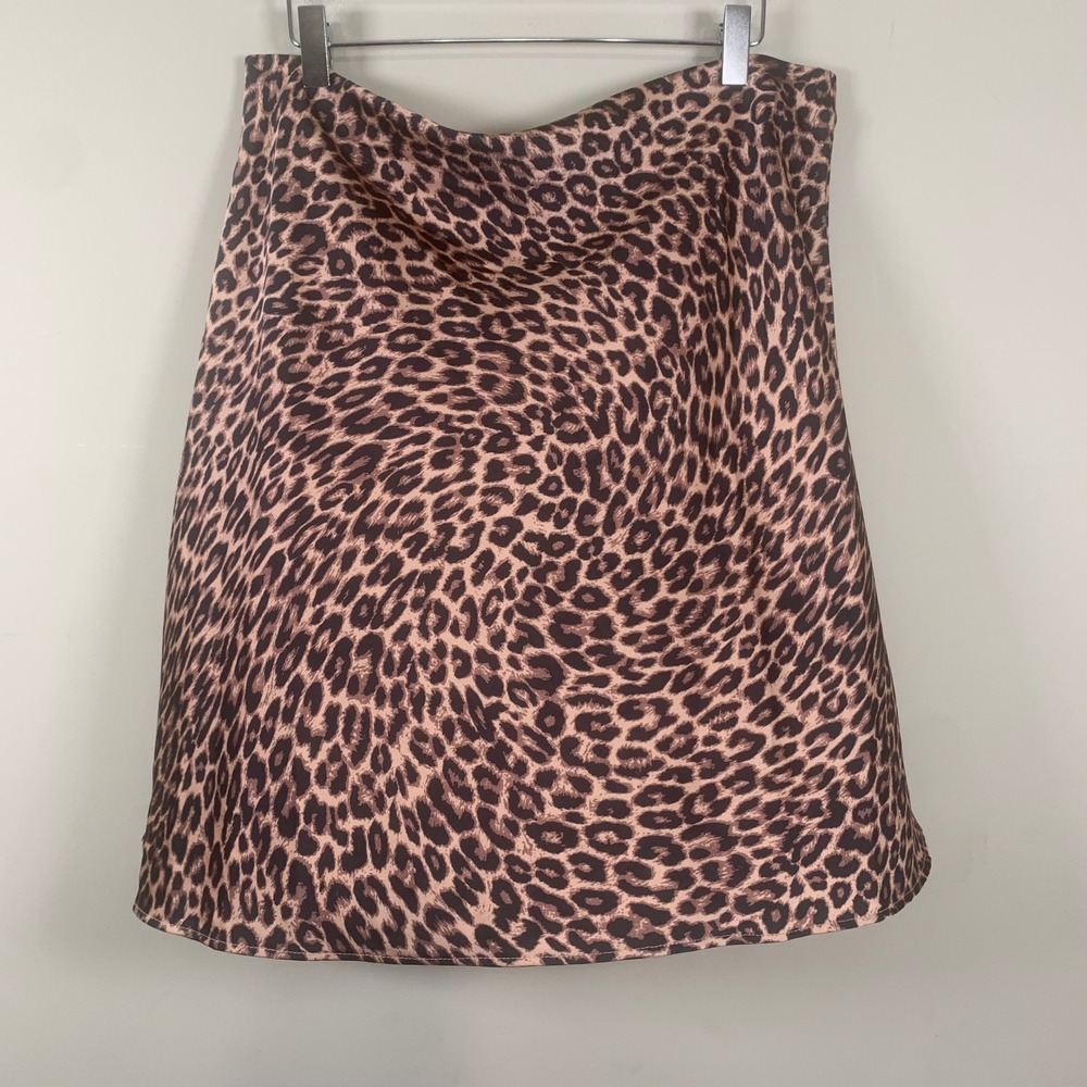 Loft Cheetah Animal Print Bias Cut Satin Skirt Large